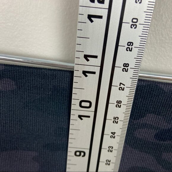 Revolve Spanx Camo Leggings High Rise Tummy Control Look At Me Now Seamless Pant - Picture 12 of 13